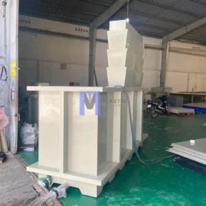 Thử nghiệm xả nước cho bể nhựa nuôi cá có hệ thống lọc tầng và ống xả đáy